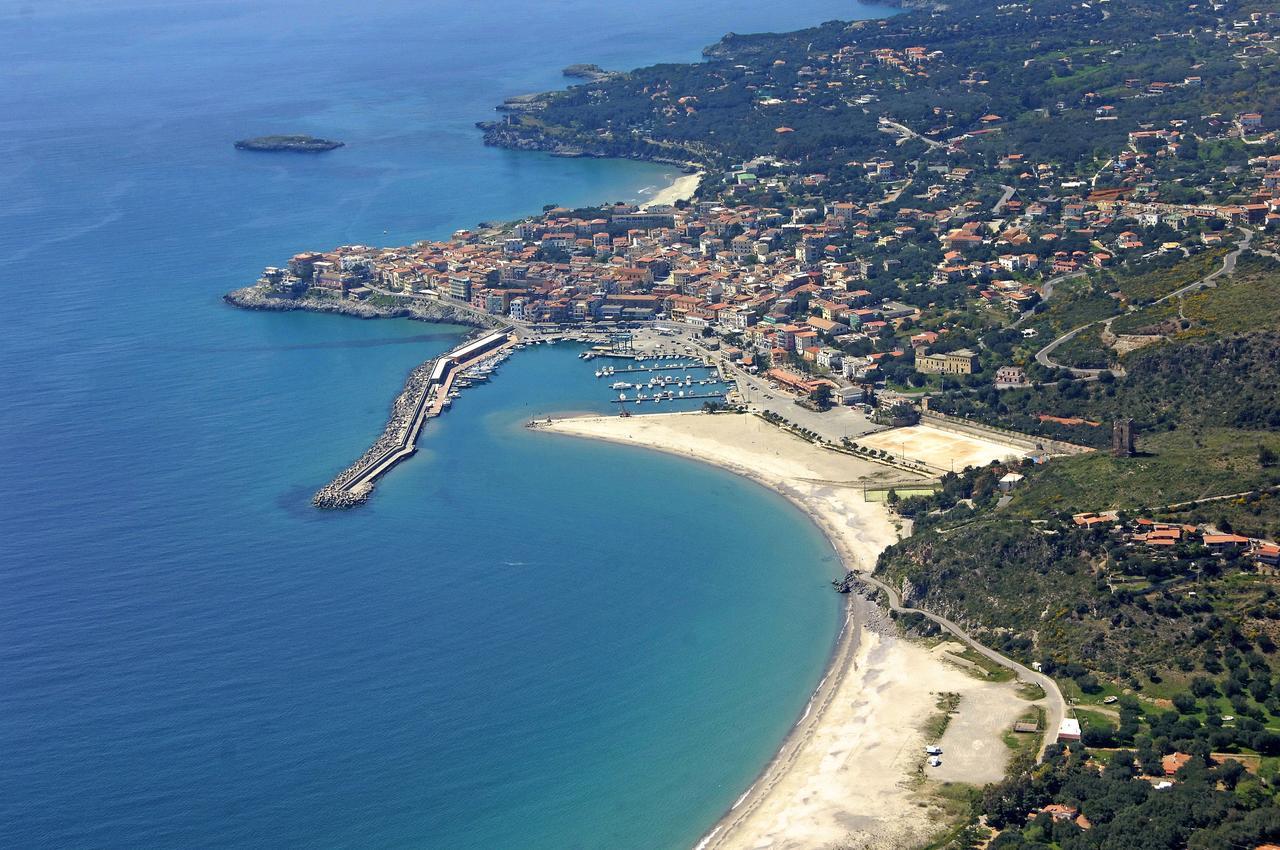 Delfino Hotel Marina di Camerota Kültér fotó