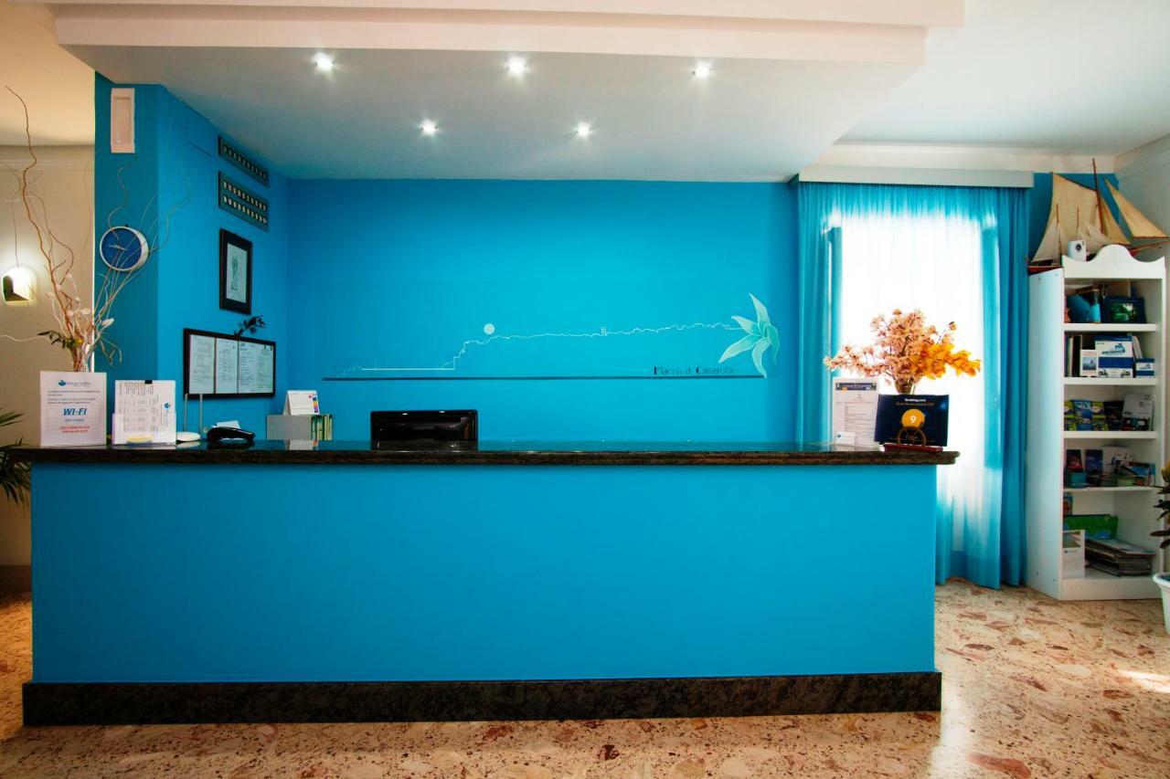 Delfino Hotel Marina di Camerota Kültér fotó
